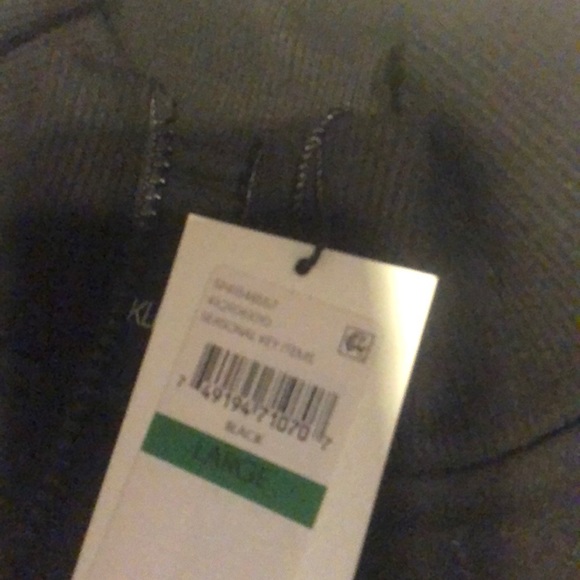 Black and white Calvin Klein sweatshirt - Picture 3 of 3